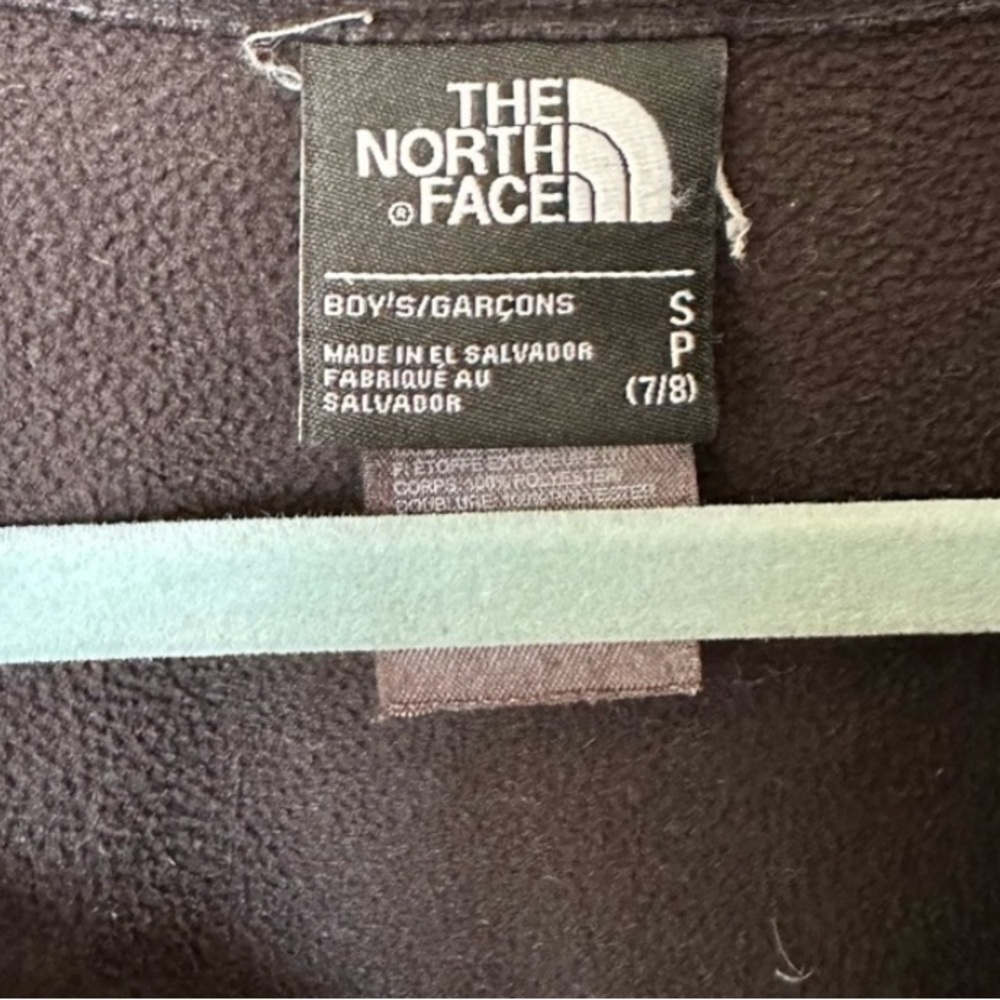 Boys The North Face Jacket - Picture 2 of 4